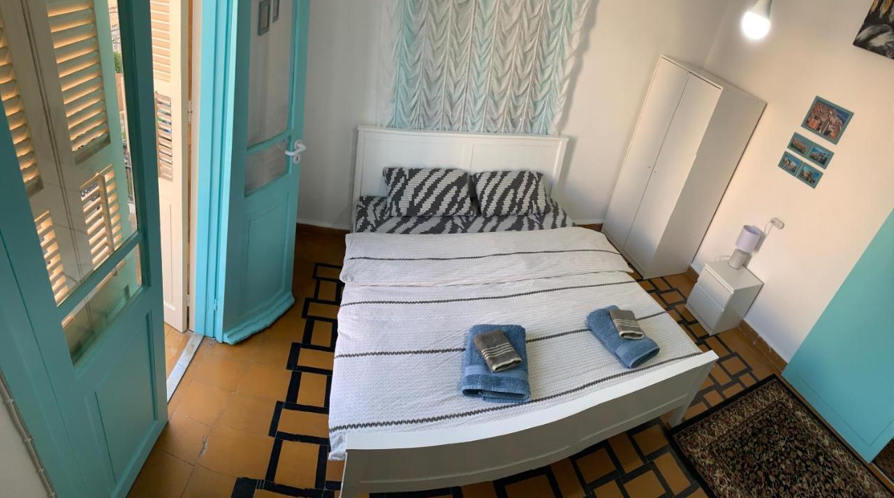 Guesthouse Comfy - Separate Rooms In The Apartment For A Relaxing Holiday Haifa Exteriör bild