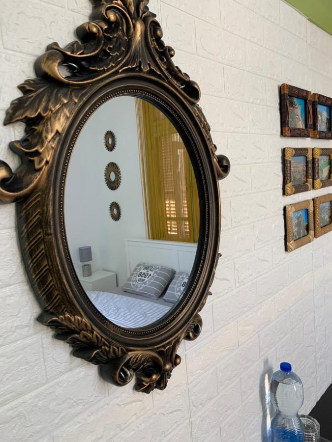 Guesthouse Comfy - Separate Rooms In The Apartment For A Relaxing Holiday Haifa Exteriör bild
