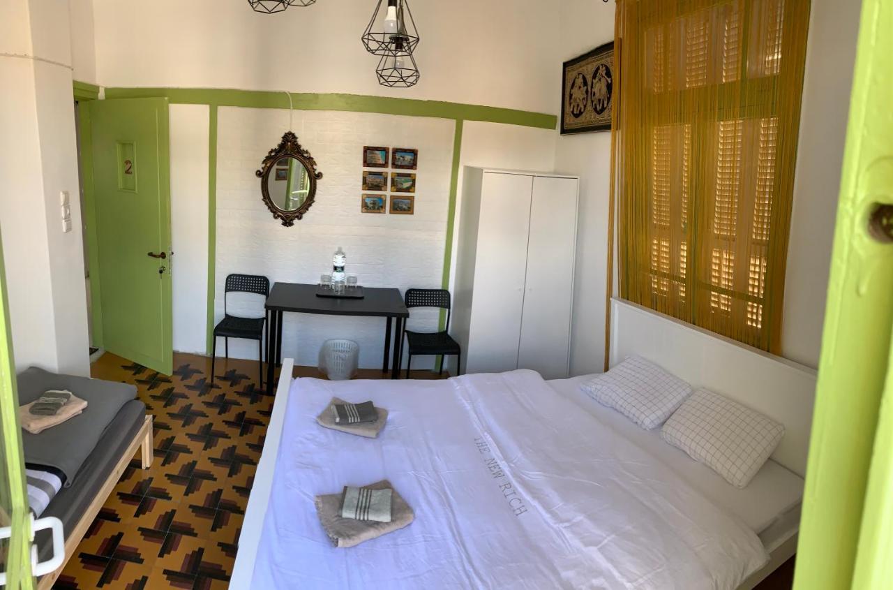 Guesthouse Comfy - Separate Rooms In The Apartment For A Relaxing Holiday Haifa Exteriör bild