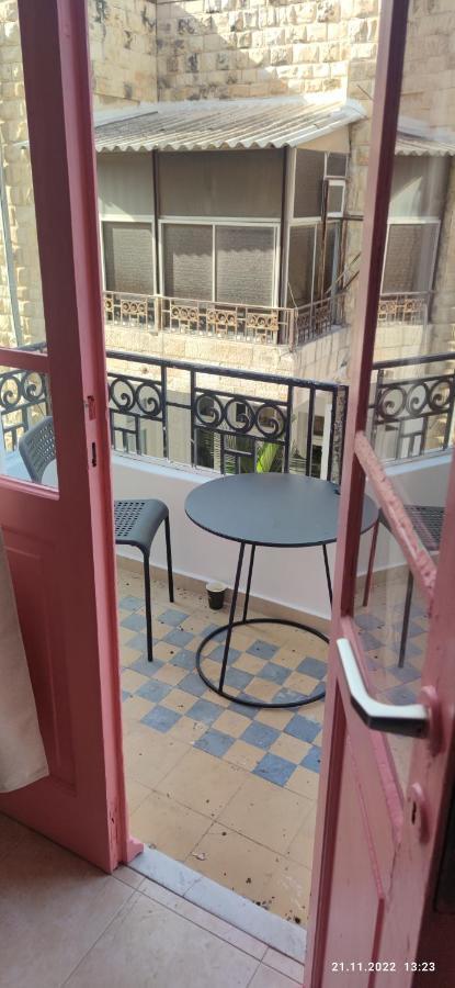 Guesthouse Comfy - Separate Rooms In The Apartment For A Relaxing Holiday Haifa Exteriör bild