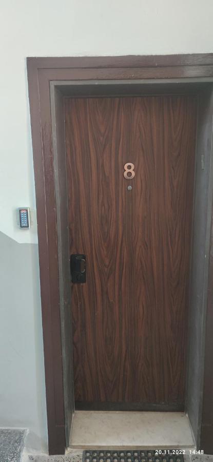 Guesthouse Comfy - Separate Rooms In The Apartment For A Relaxing Holiday Haifa Exteriör bild