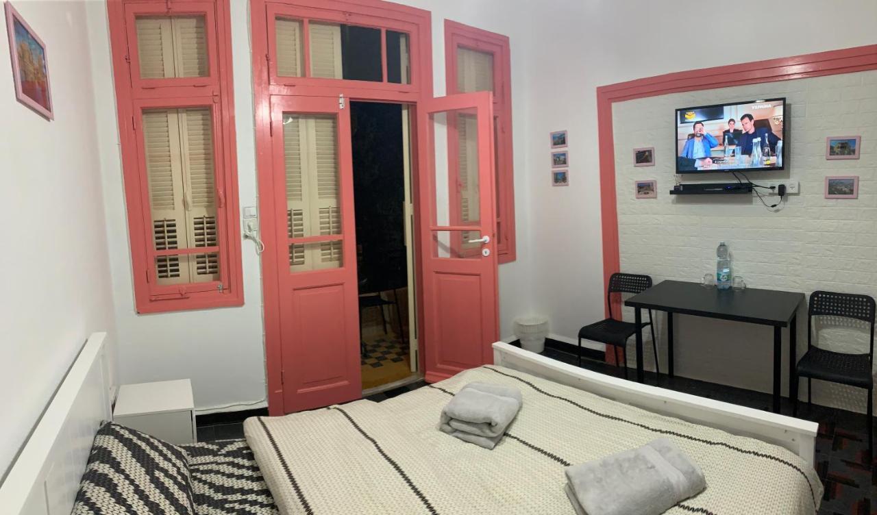 Guesthouse Comfy - Separate Rooms In The Apartment For A Relaxing Holiday Haifa Exteriör bild