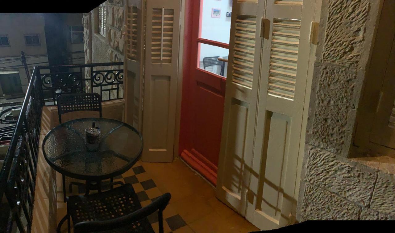 Guesthouse Comfy - Separate Rooms In The Apartment For A Relaxing Holiday Haifa Exteriör bild