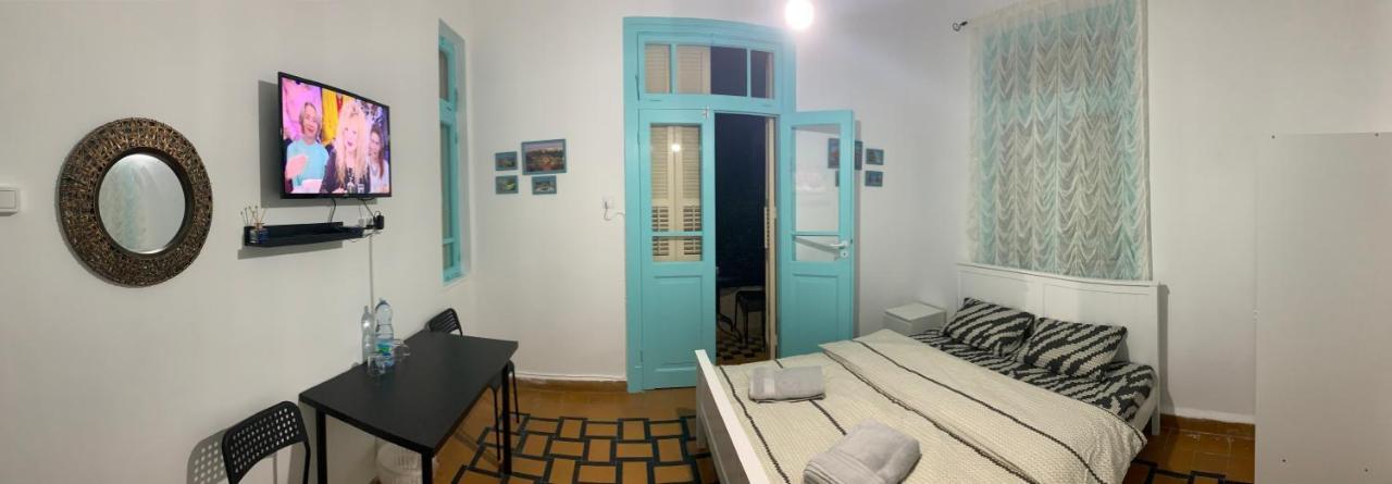 Guesthouse Comfy - Separate Rooms In The Apartment For A Relaxing Holiday Haifa Exteriör bild