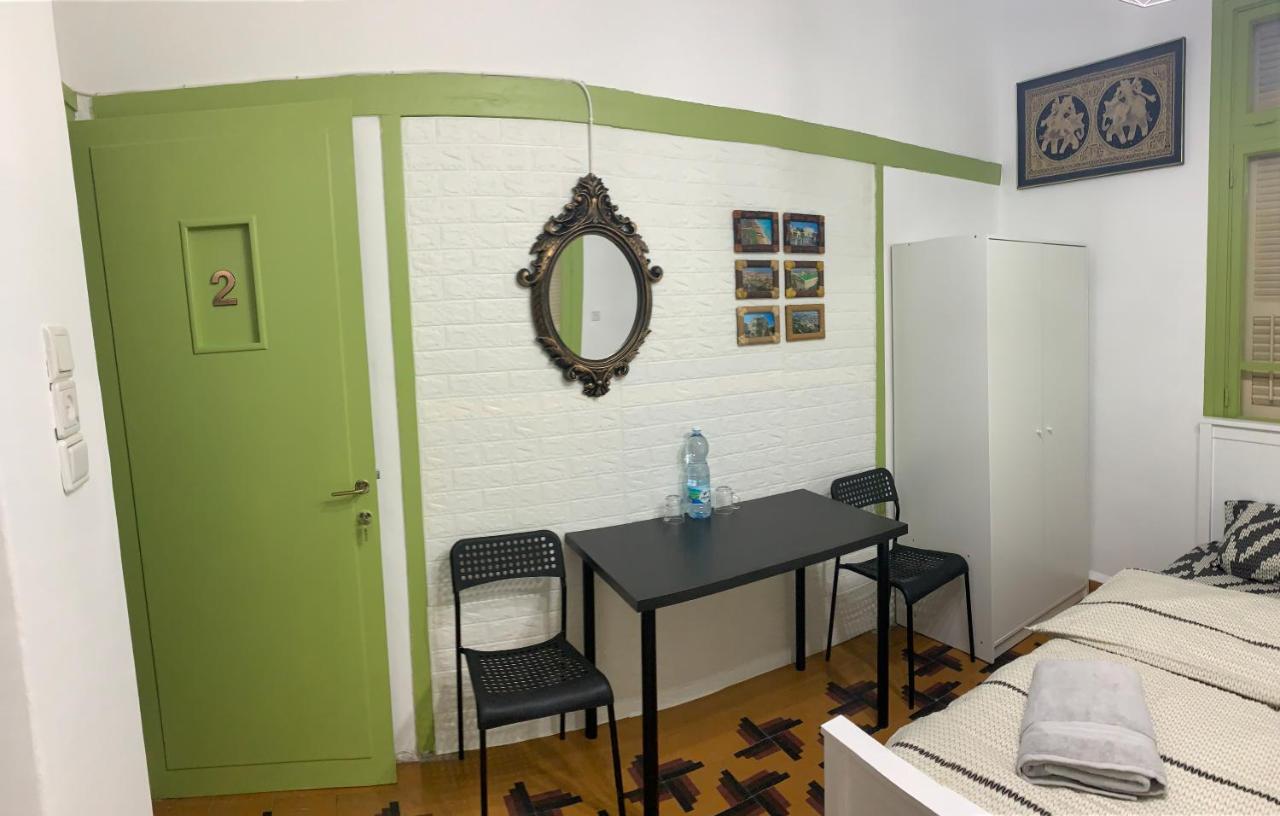Guesthouse Comfy - Separate Rooms In The Apartment For A Relaxing Holiday Haifa Exteriör bild