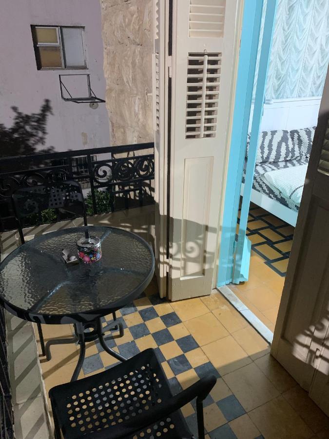 Guesthouse Comfy - Separate Rooms In The Apartment For A Relaxing Holiday Haifa Exteriör bild