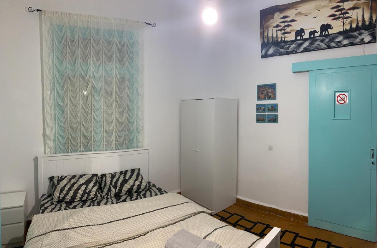 Guesthouse Comfy - Separate Rooms In The Apartment For A Relaxing Holiday Haifa Exteriör bild