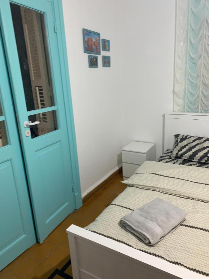 Guesthouse Comfy - Separate Rooms In The Apartment For A Relaxing Holiday Haifa Exteriör bild